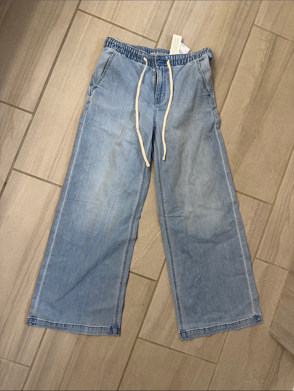 American Eagle Light Wash Wide Leg Drawstring Denim Pants